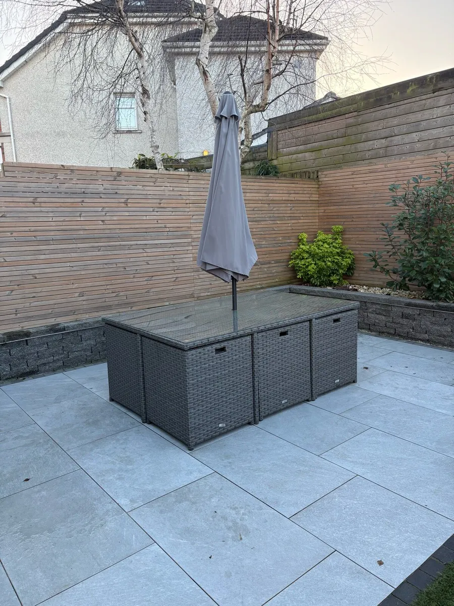 Garden Table & chairs - Image 2