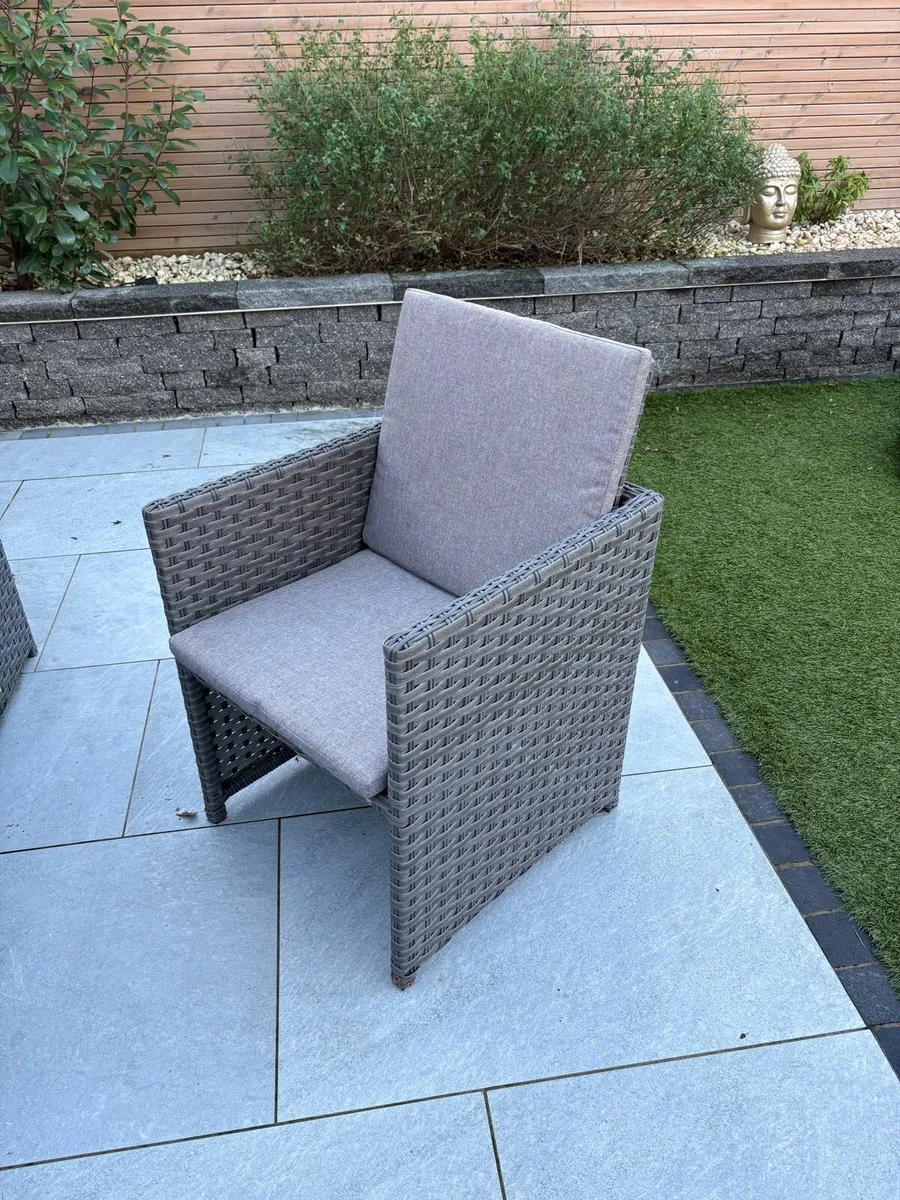 Garden Table & chairs - Image 4