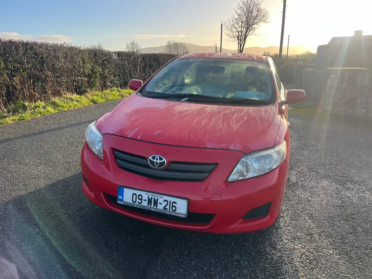 Toyota Corolla 2009 - Image 2