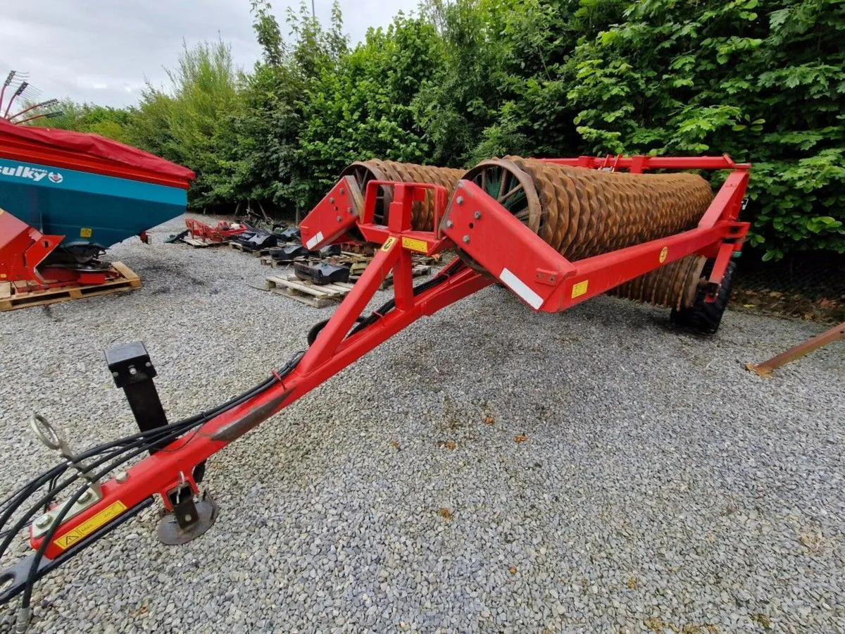 KVERNELAND ACTIROLL 830 - Image 1