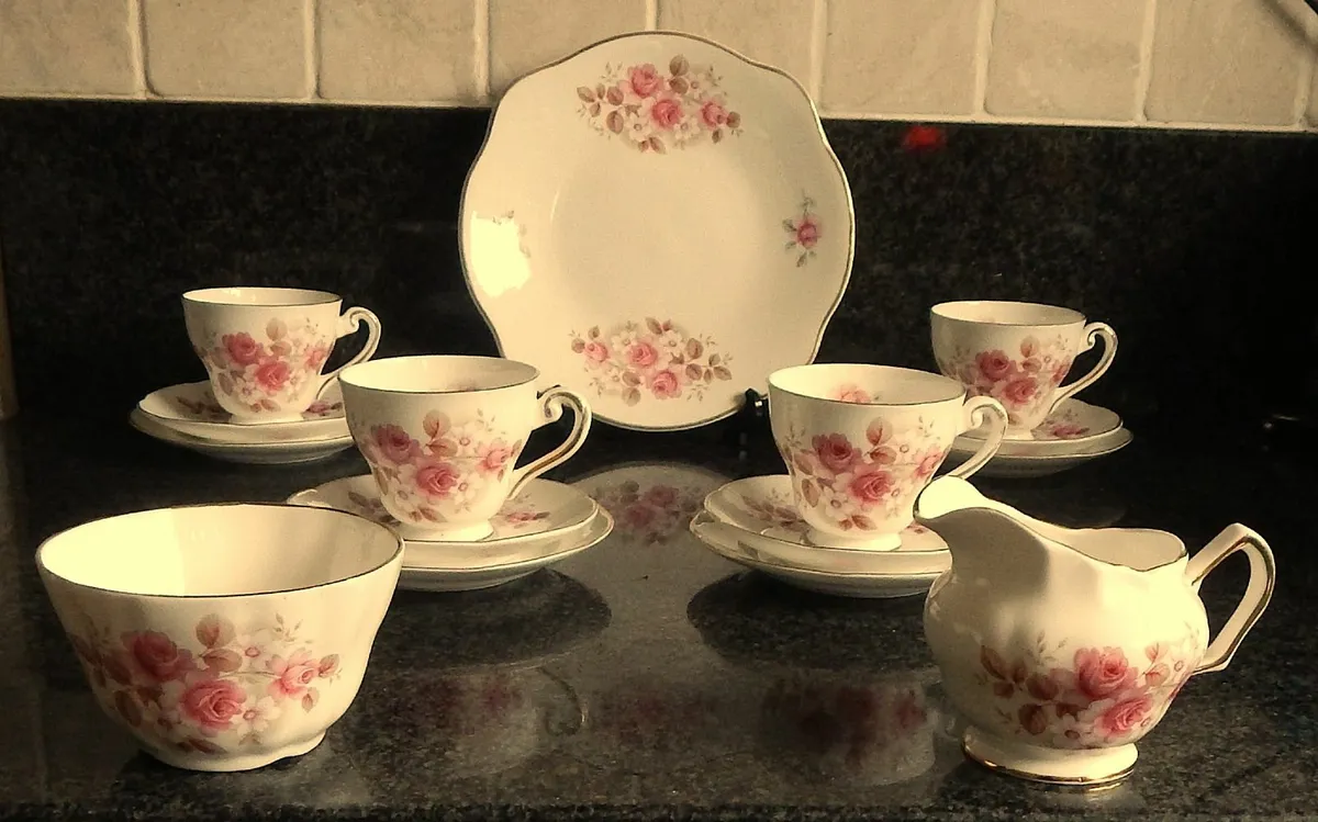 15 Piece Royal Tara Fine Bone China Tea Set - Image 1