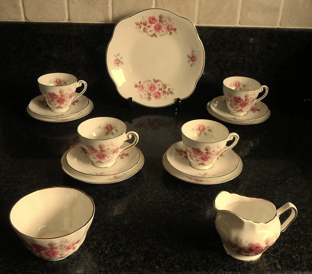 15 Piece Royal Tara Fine Bone China Tea Set - Image 2