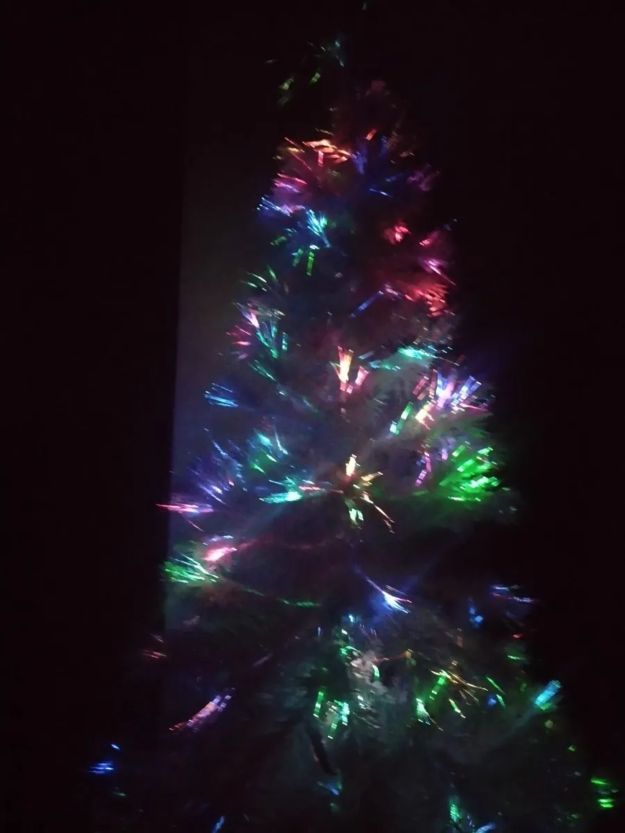 5ft white fibre optic Christmas tree - Image 3