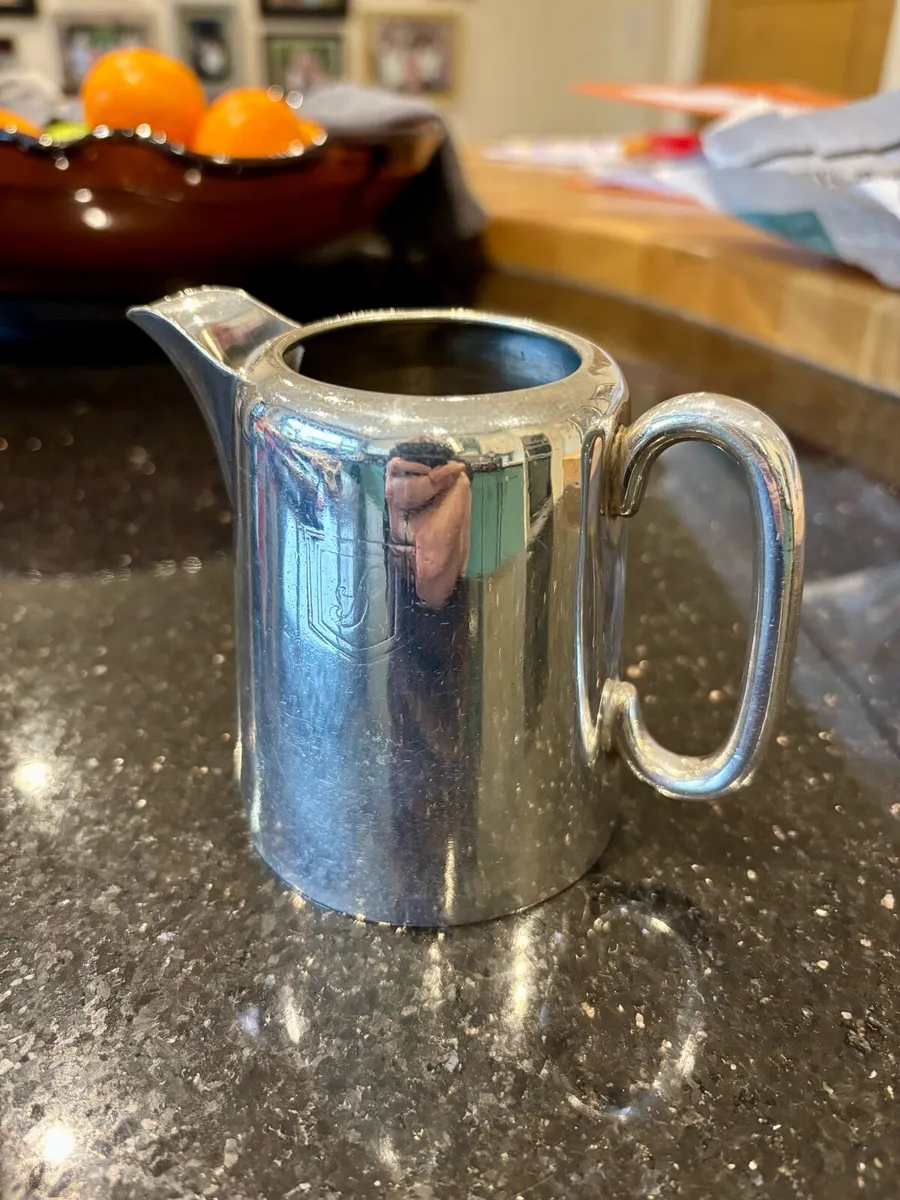 Silver-plated jug - Image 1