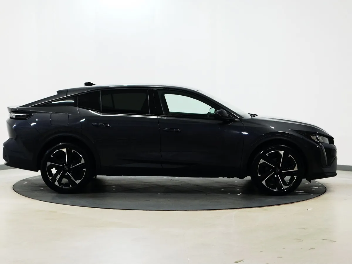 *38* 2023 Peugeot 408 1.2 allure - Image 3