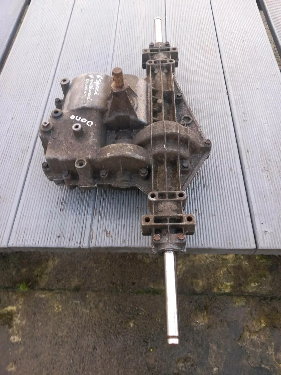 Countax/Westwood manual gearbox for sale - Image 2