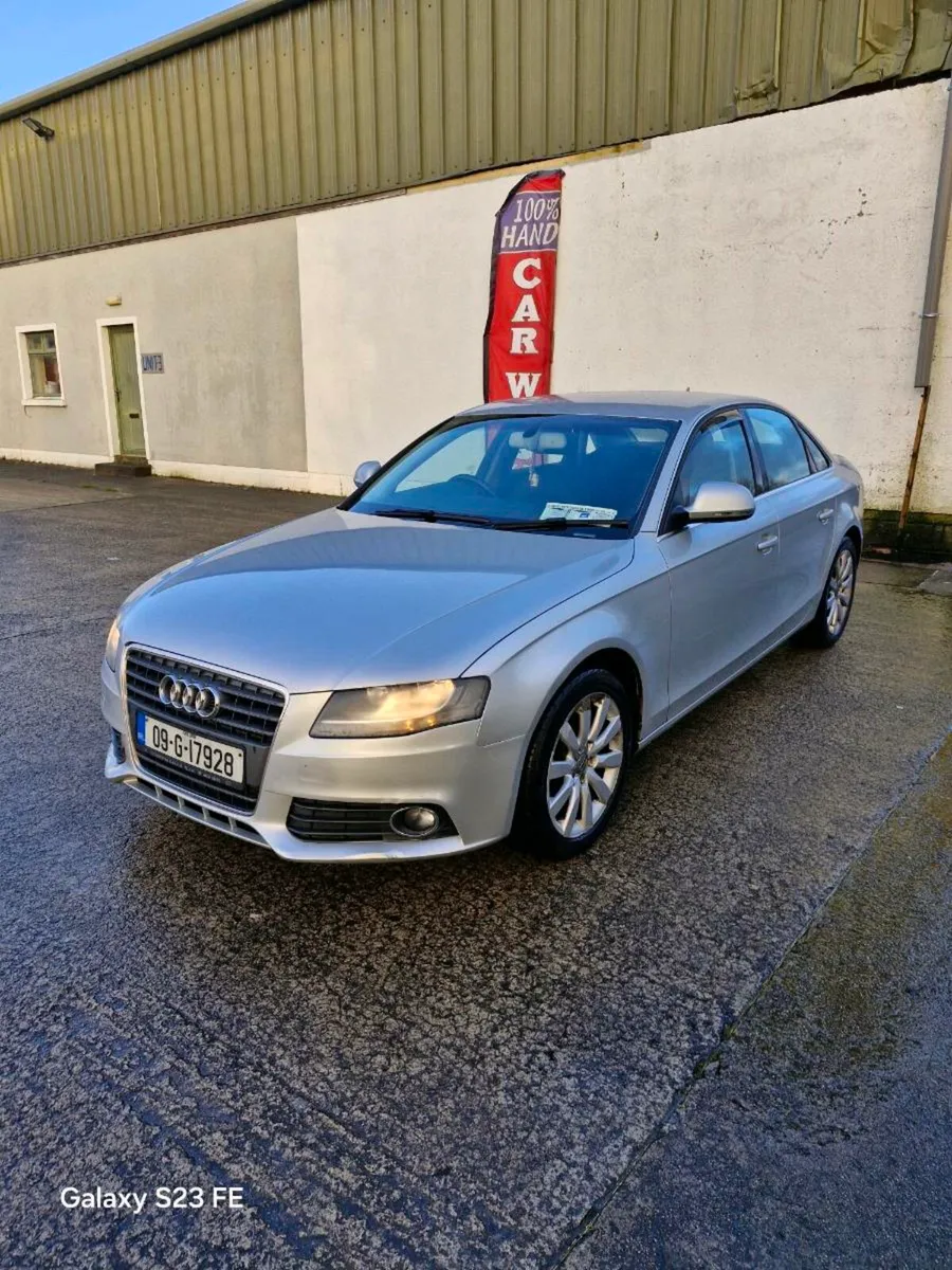 Audi A4 2.0 TDI – 2009 – Manual - Image 3