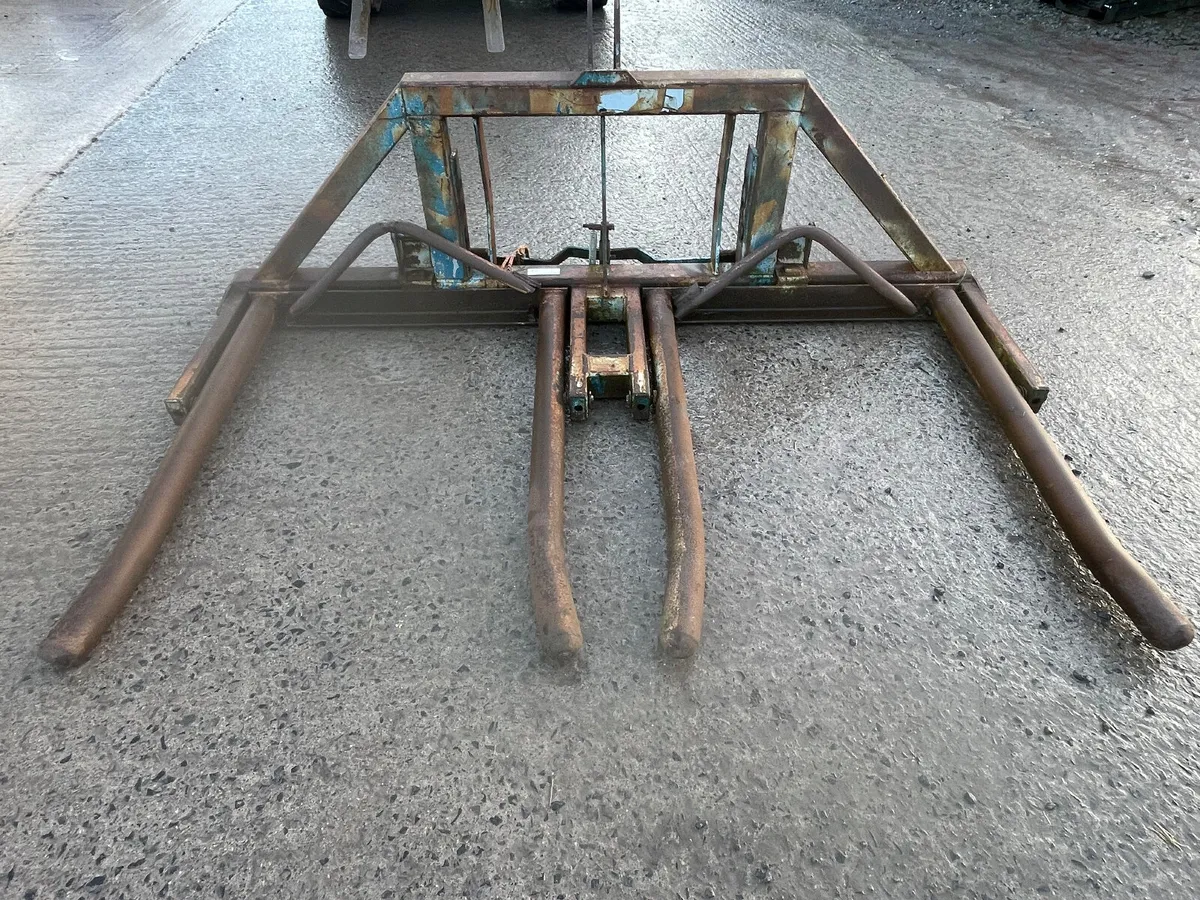 Fleming double bale lifter - Image 2