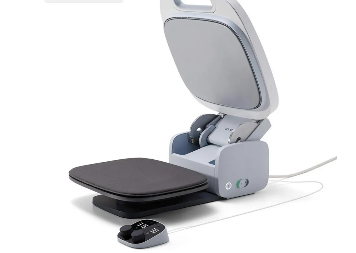 Cricut Auto Press - Image 2