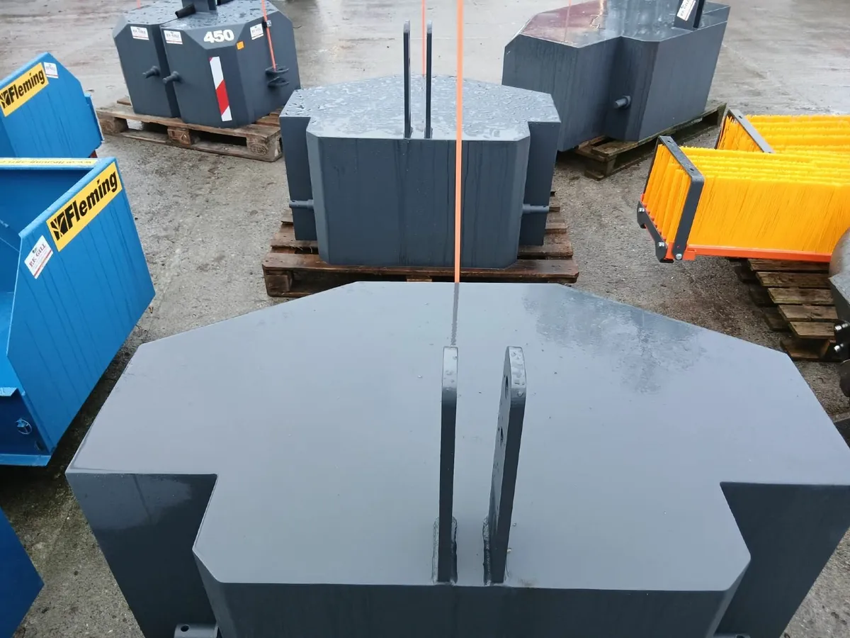 STEKRO TRACTOR WEIGHTS - Image 1