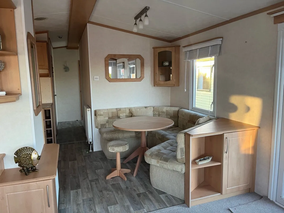 Pemperdon Elite 2BR mobile home - Image 4
