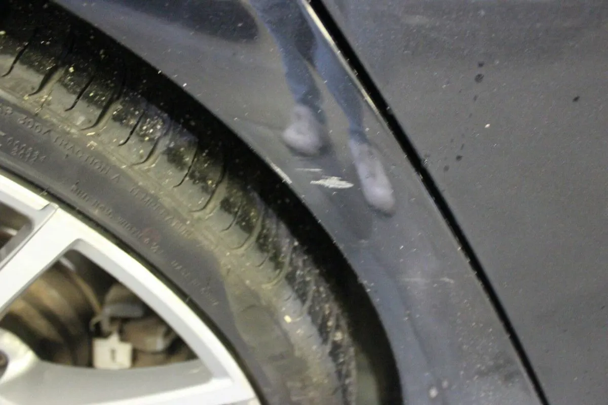 BMW 4-Series 418d Sport Auto - Image 4