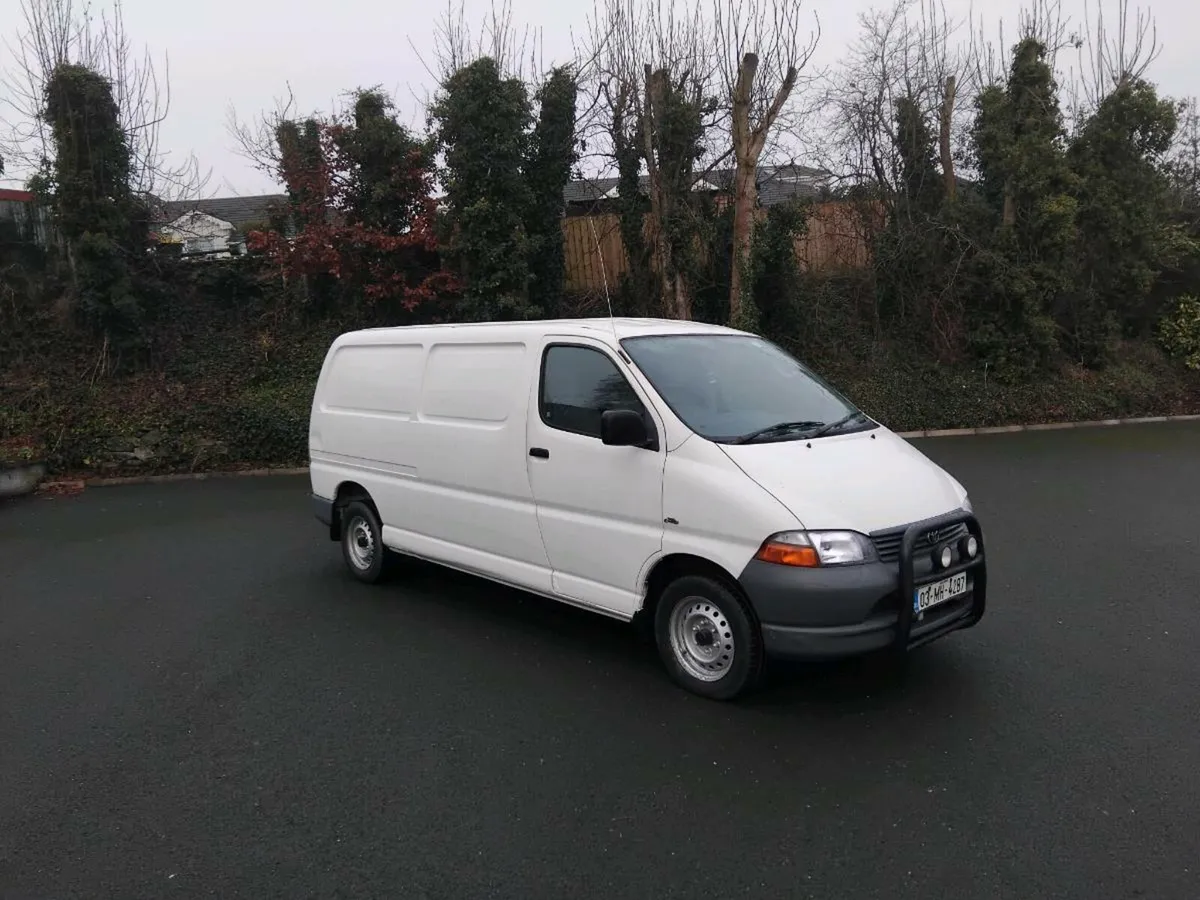 Cheap 2003 hiace test 09/26  tax 02/26 - Image 2