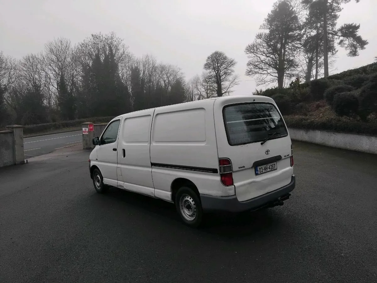 Cheap 2003 hiace test 09/26  tax 02/26 - Image 3