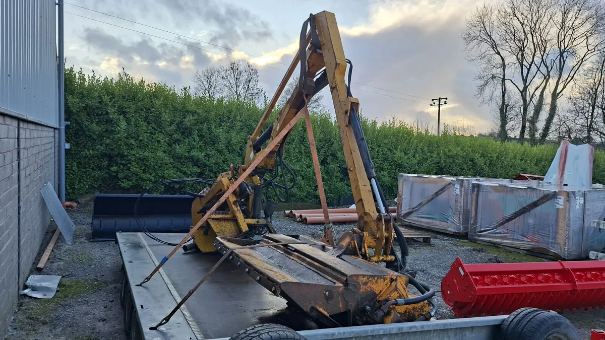 McConnel PA94 Hedge Cutter - Image 1