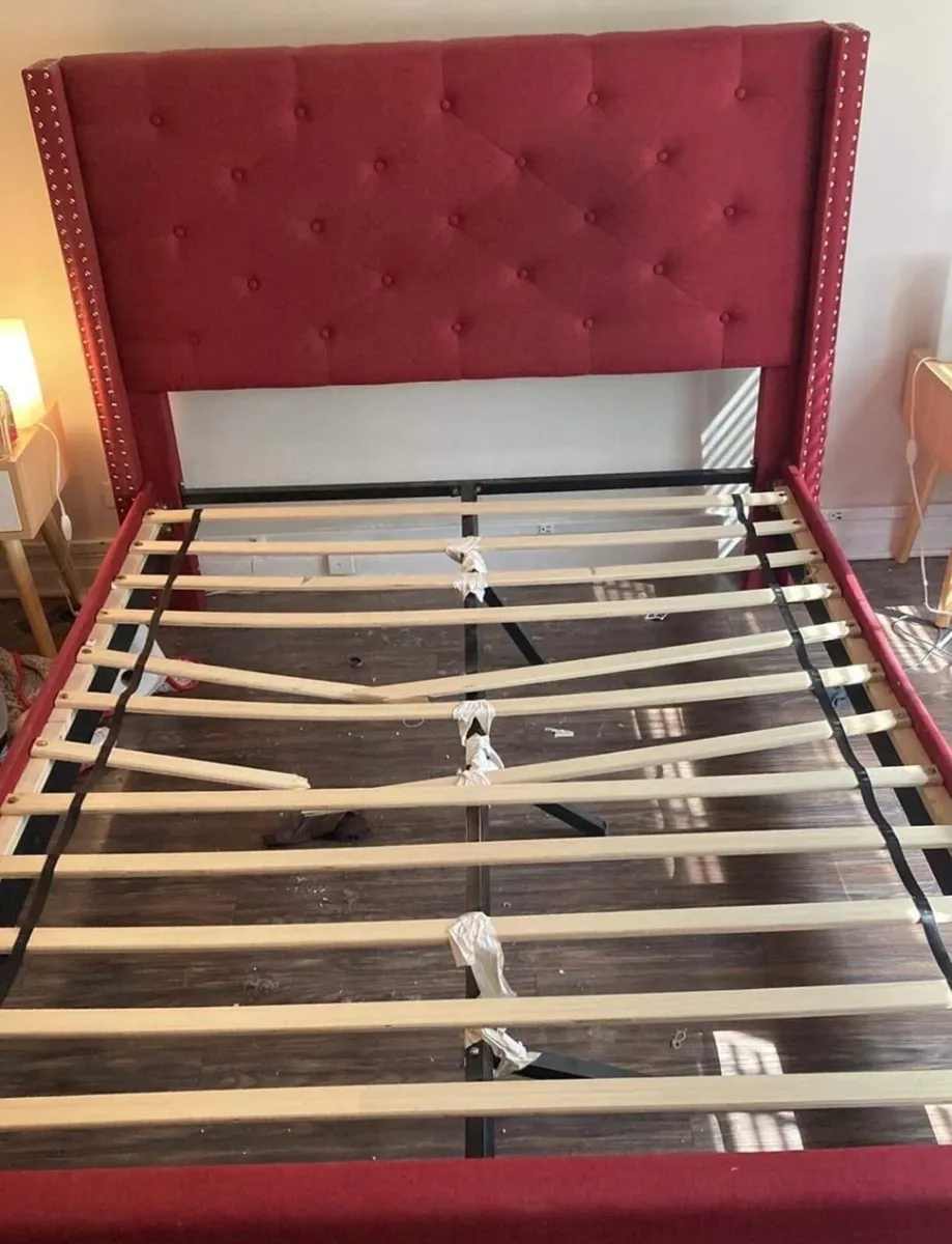 Free furniture** - Image 3