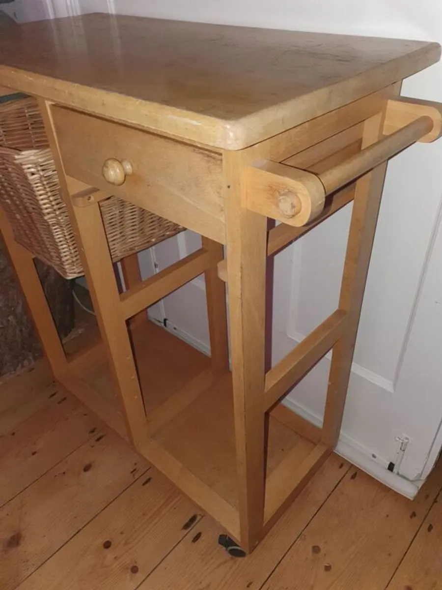 Kitchen rolling trolley - Image 1