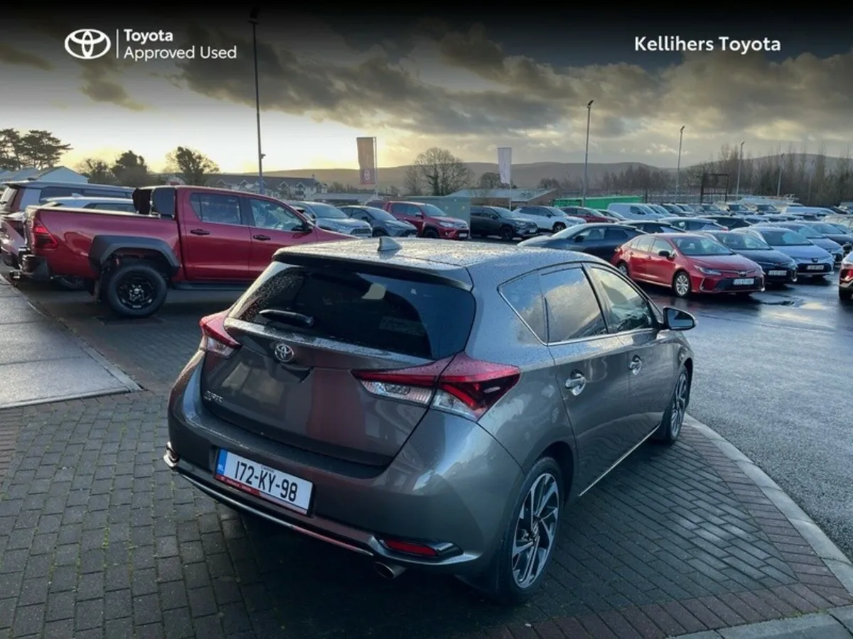 Toyota Auris 1.2T SOL 4DR - Image 2