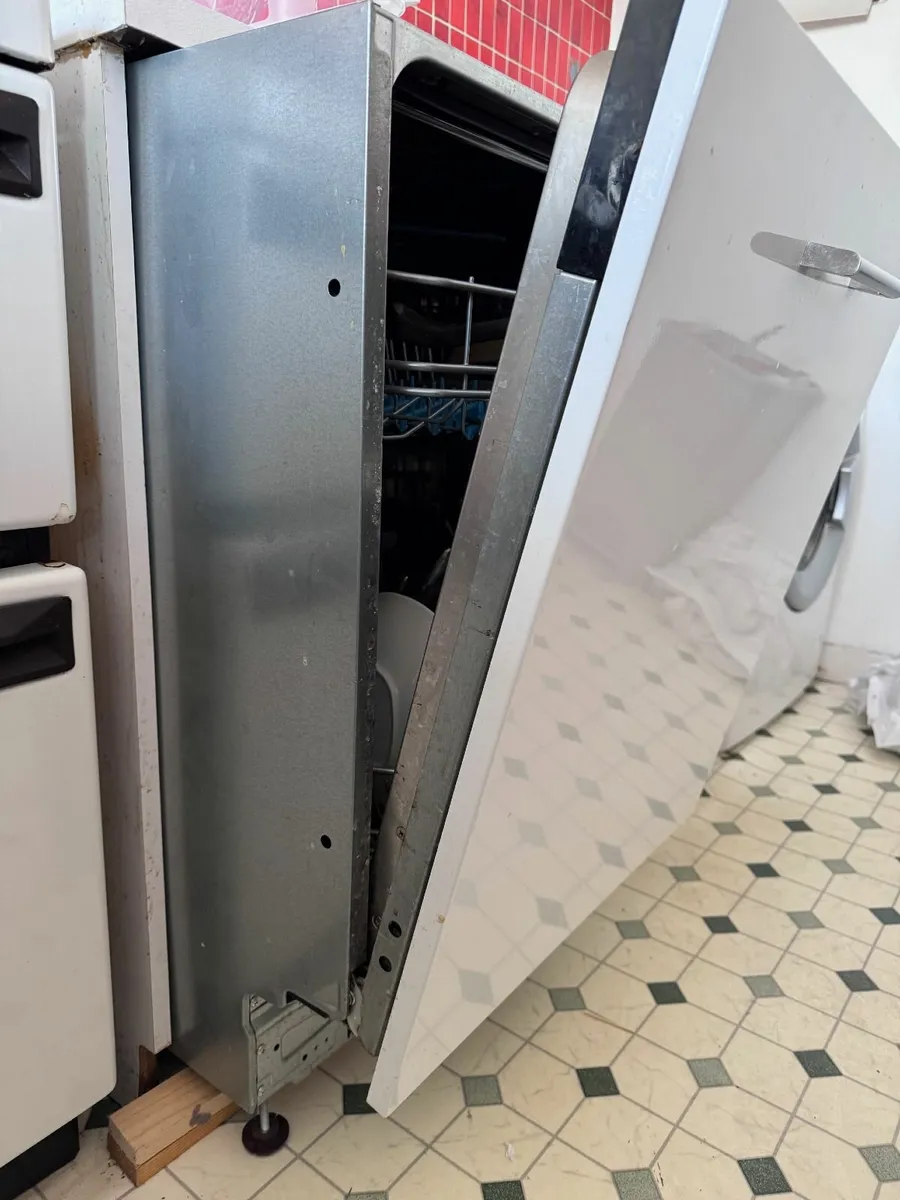 Dishwasher: Electrolux Integrated 600mm - Image 2