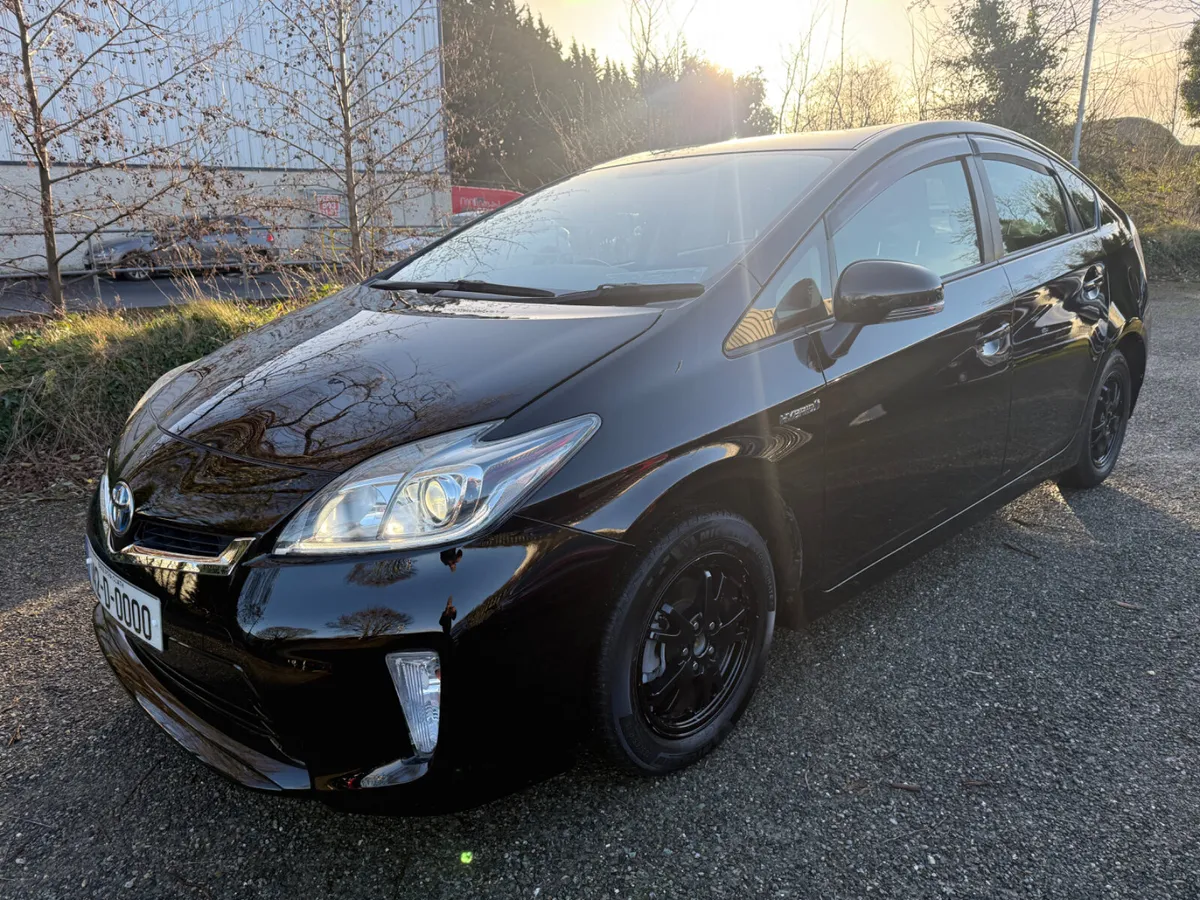 Toyota Prius - Image 2