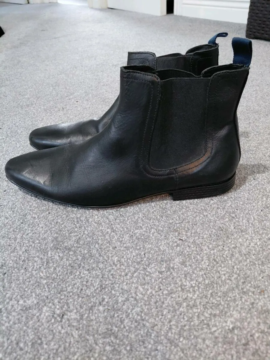 Mens Kurt Geiger chelsea boots - Image 1