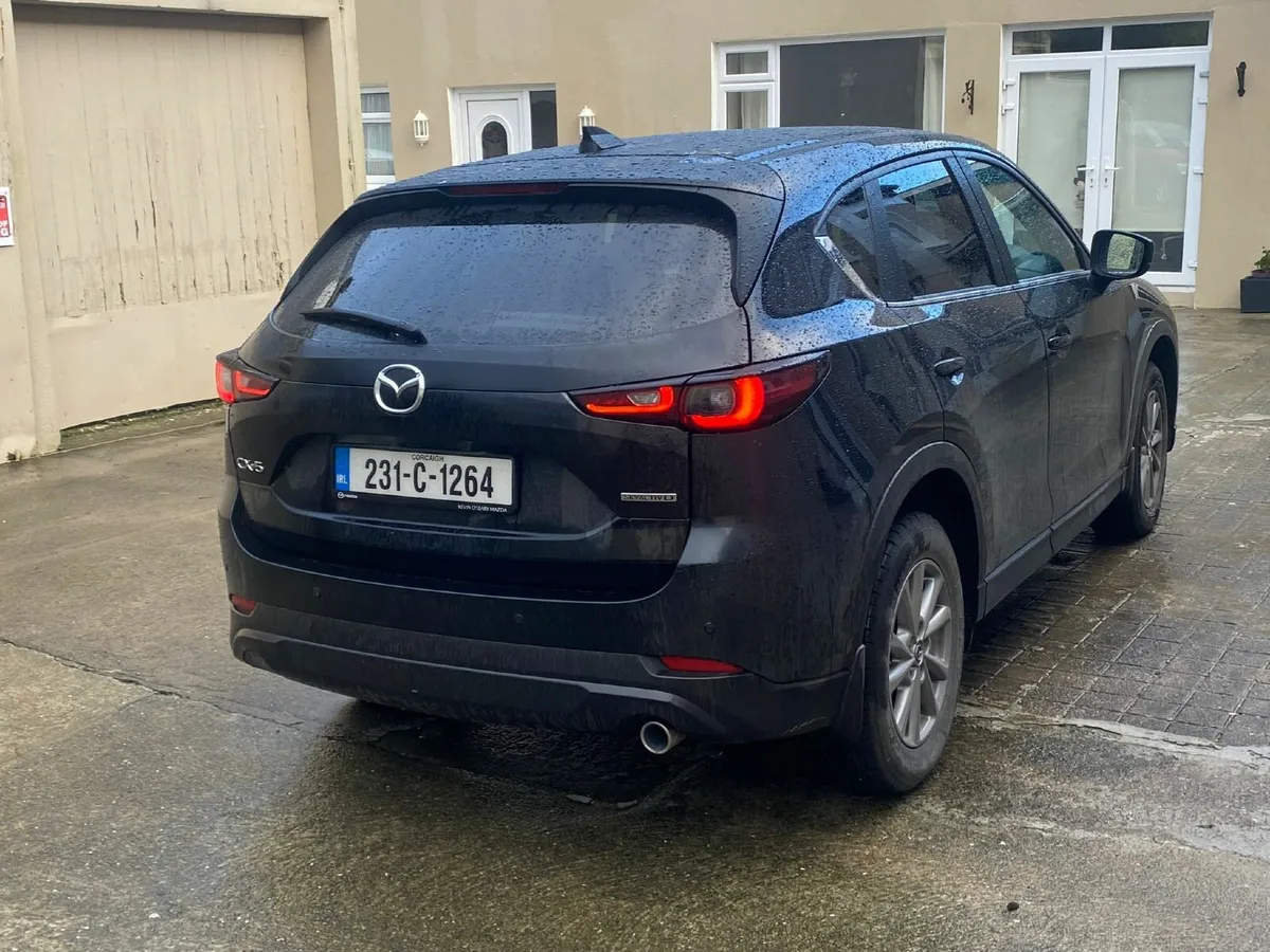 Mazda CX-5 2023 - Image 1