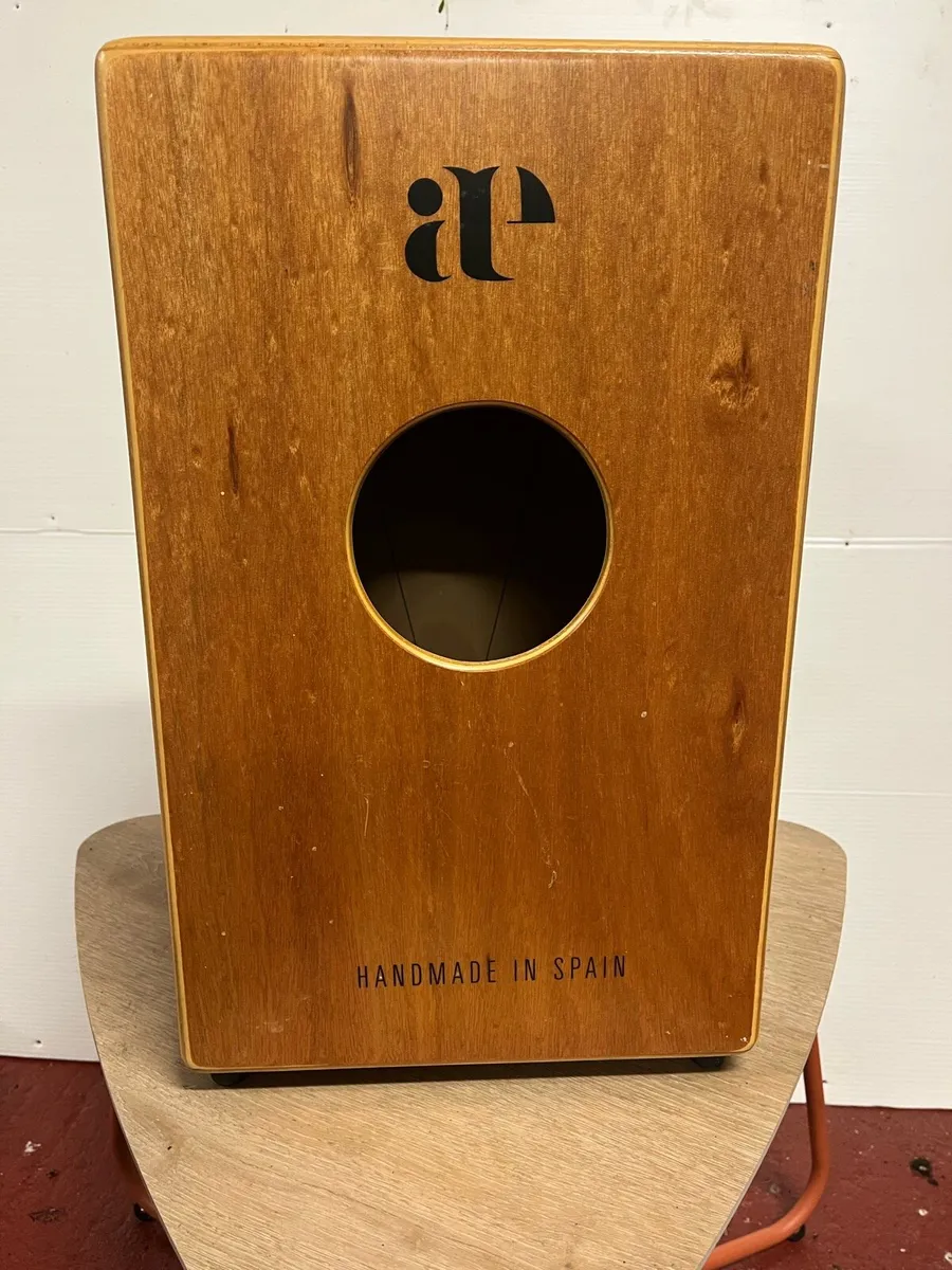 Cajon - Image 1