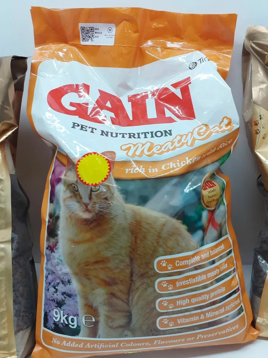 Online Auction Of A Goodie Box for Cats & More! - Image 2