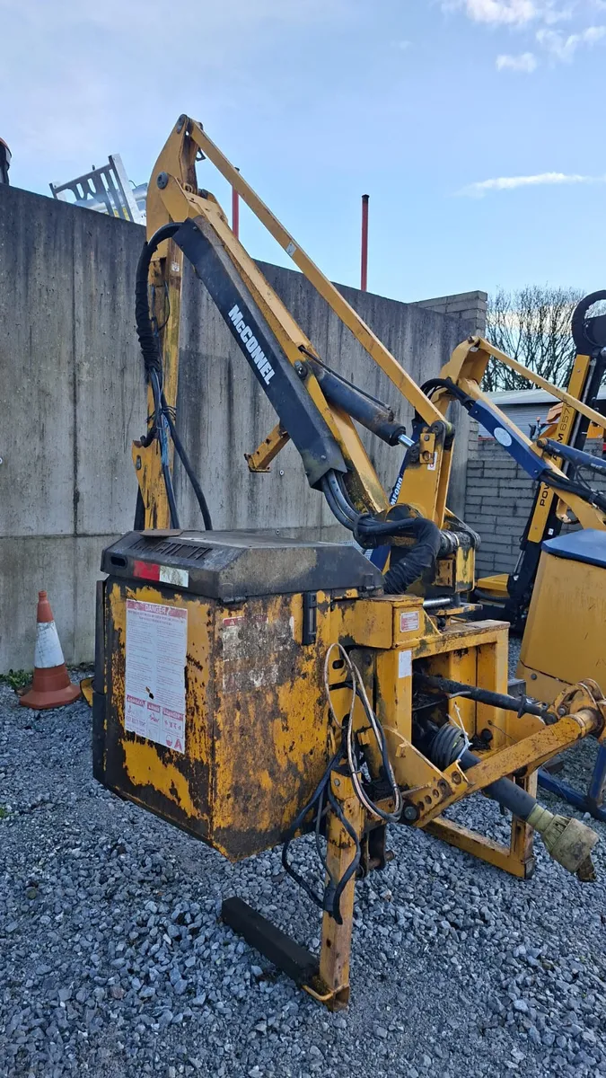 McConnel PA60 Hedge Cutter - Image 2