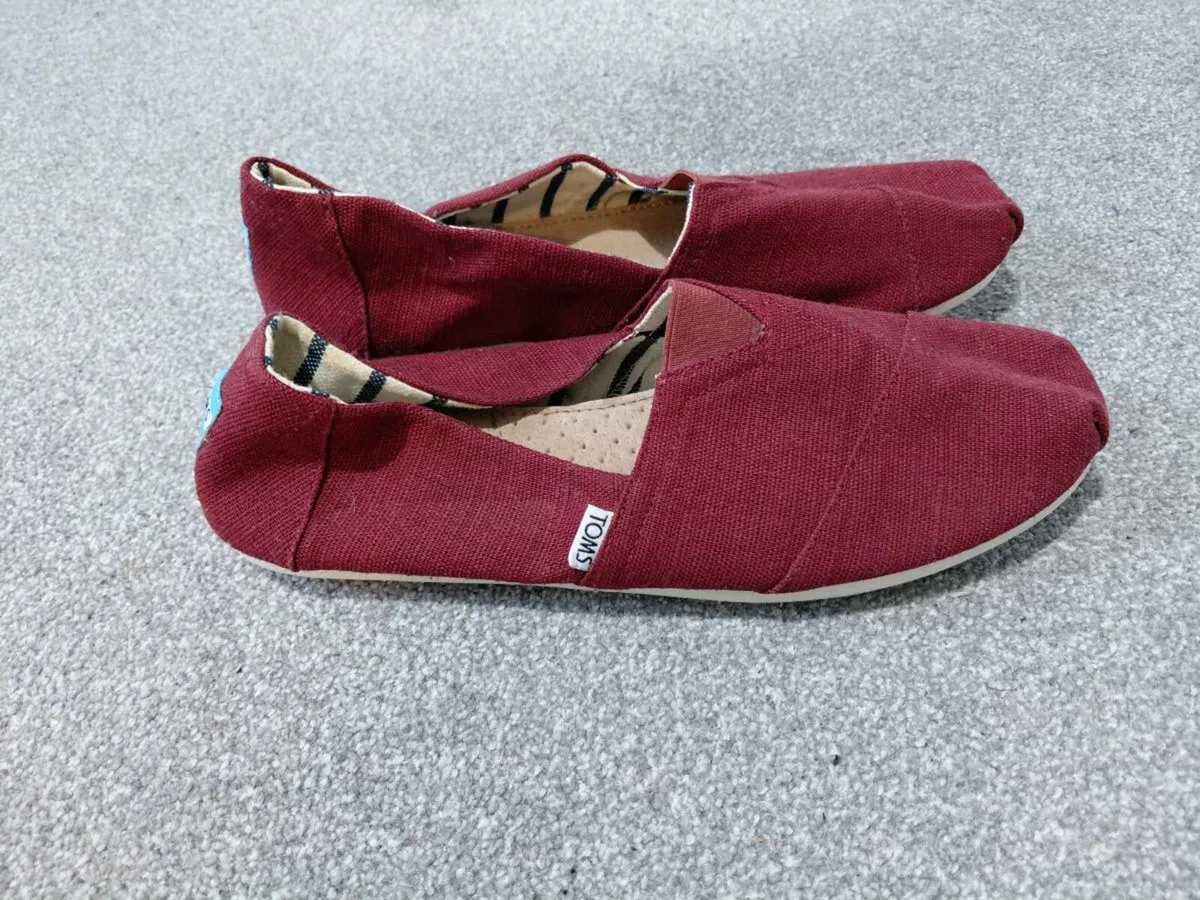Mens Toms shoes - Image 1