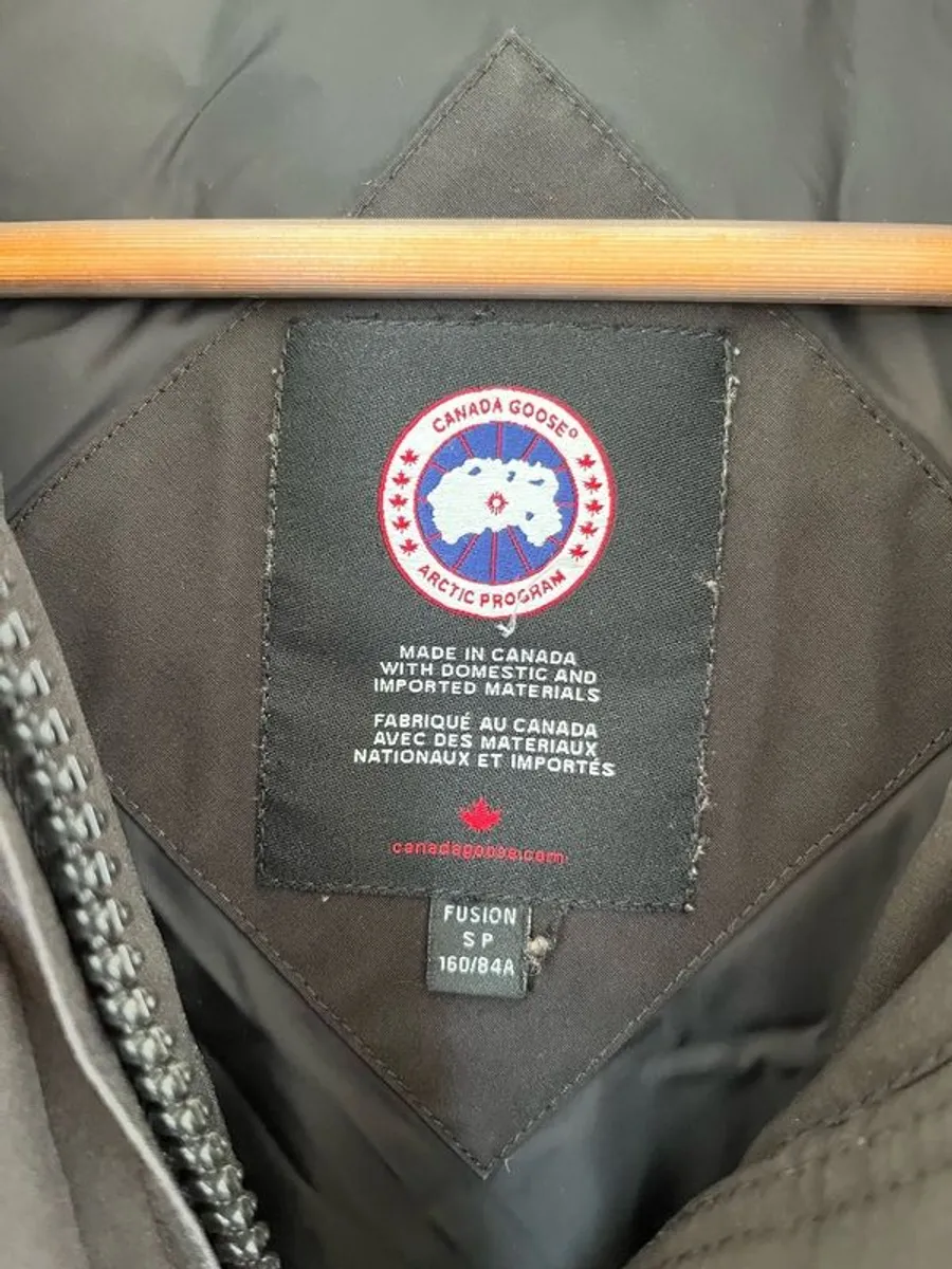 Canada Goose Black Parka - Image 4