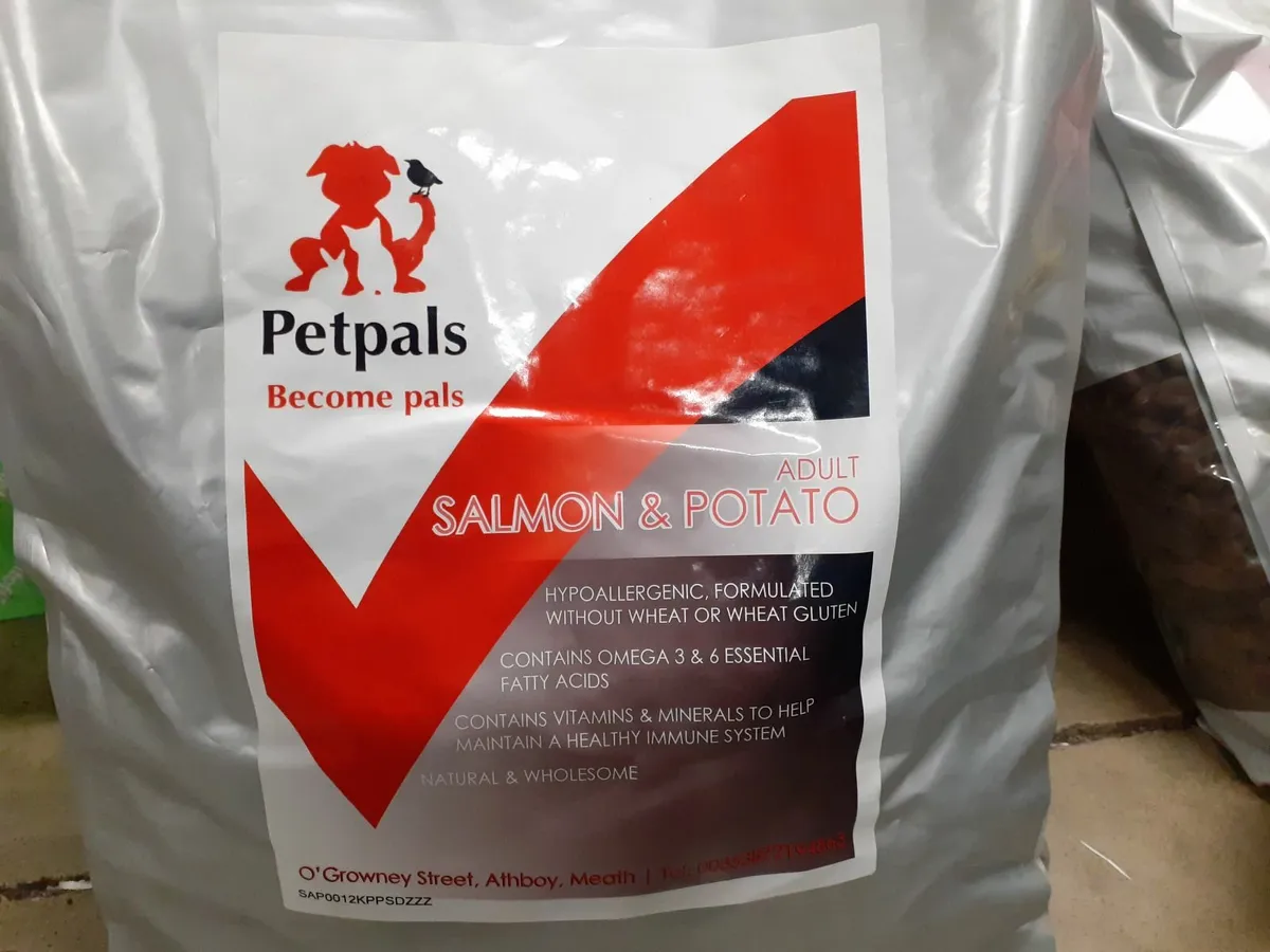 Online Auction Of Adult Dogs Food & More! - Image 3