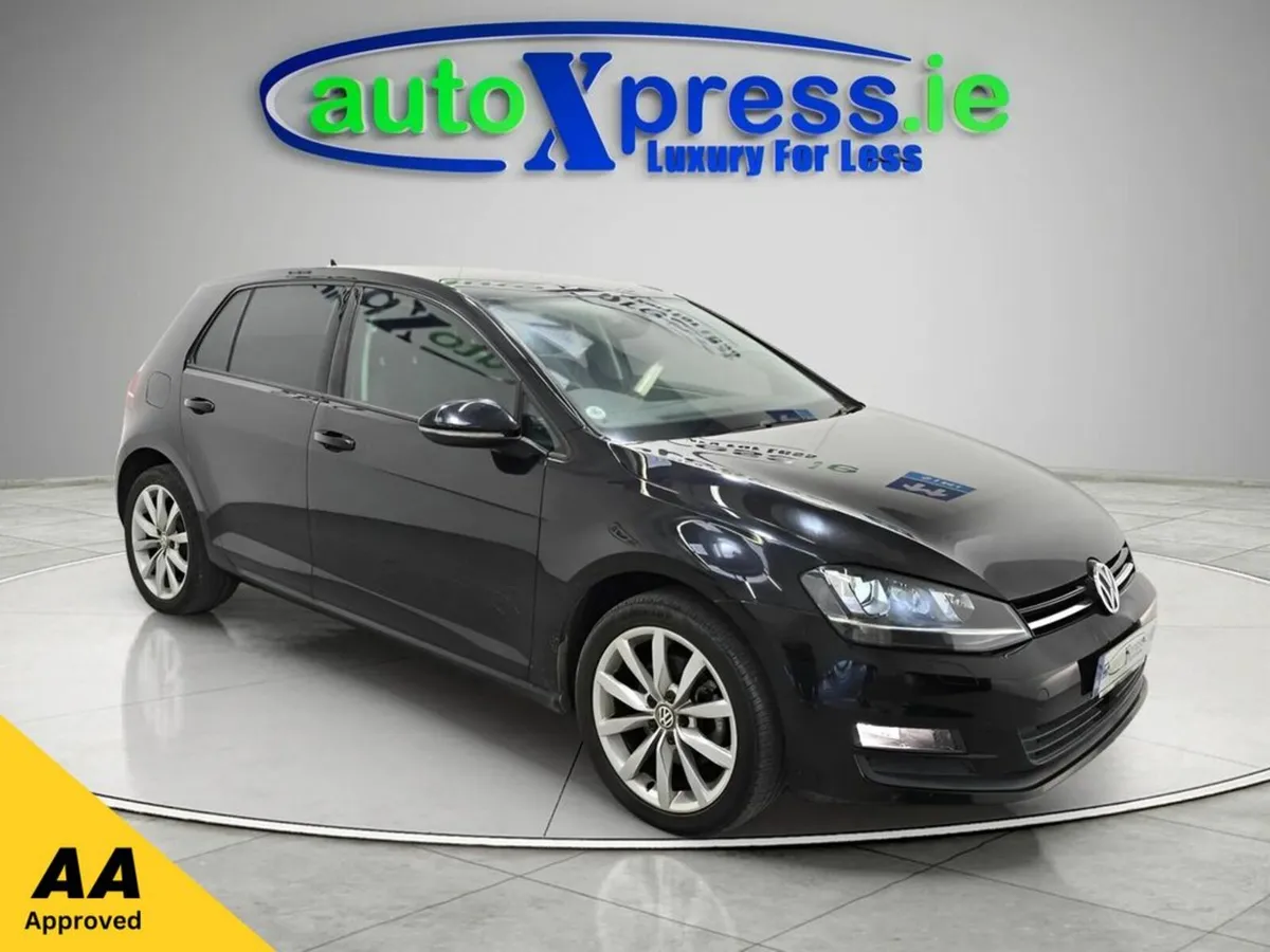 Volkswagen Golf 1.2 TSI Automatic, Reversing camer - Image 1