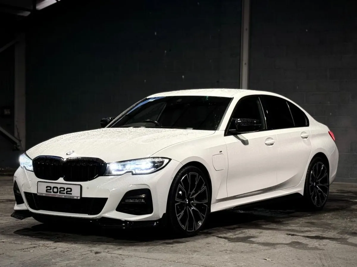 BMW 3-Series 330E M SPORT // 12 MONTH WARRANTY // - Image 2