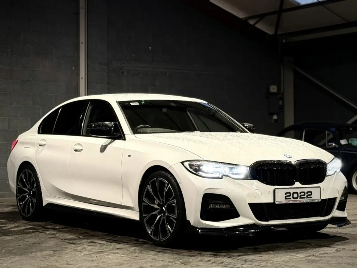BMW 3-Series 330E M SPORT // 12 MONTH WARRANTY // - Image 3