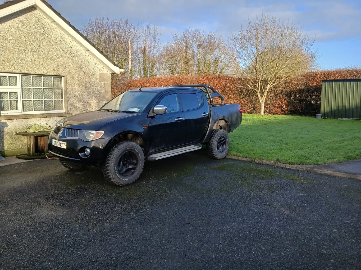 Mitsubishi L200 2009 - Image 4