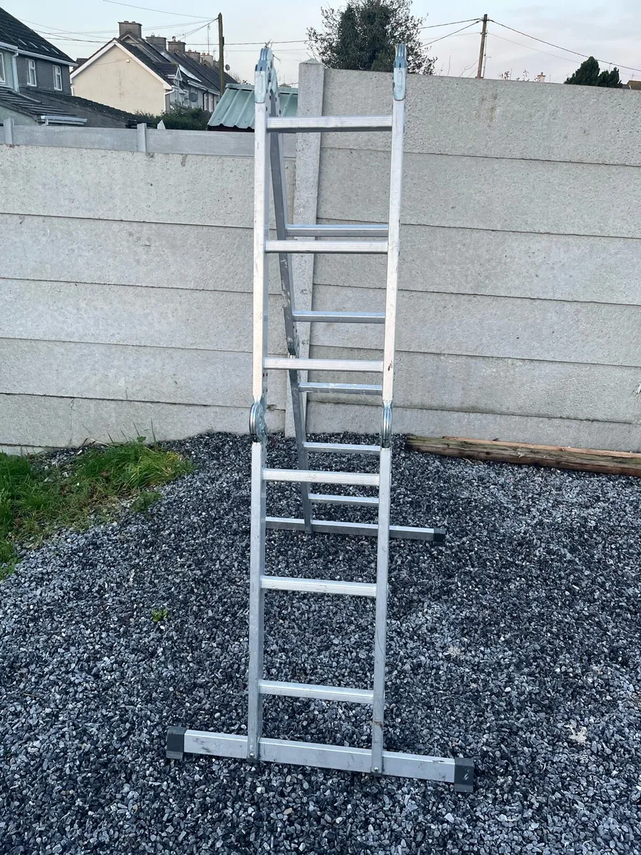 Three way step ladder - Image 2