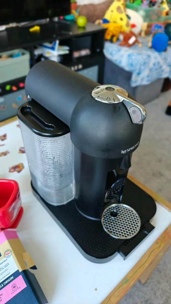 Nespresso Vertuo Coffee Machine (as new) - Image 4