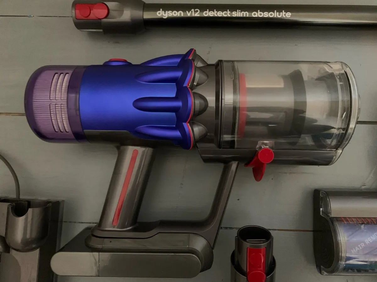 Dyson V12 - Image 2