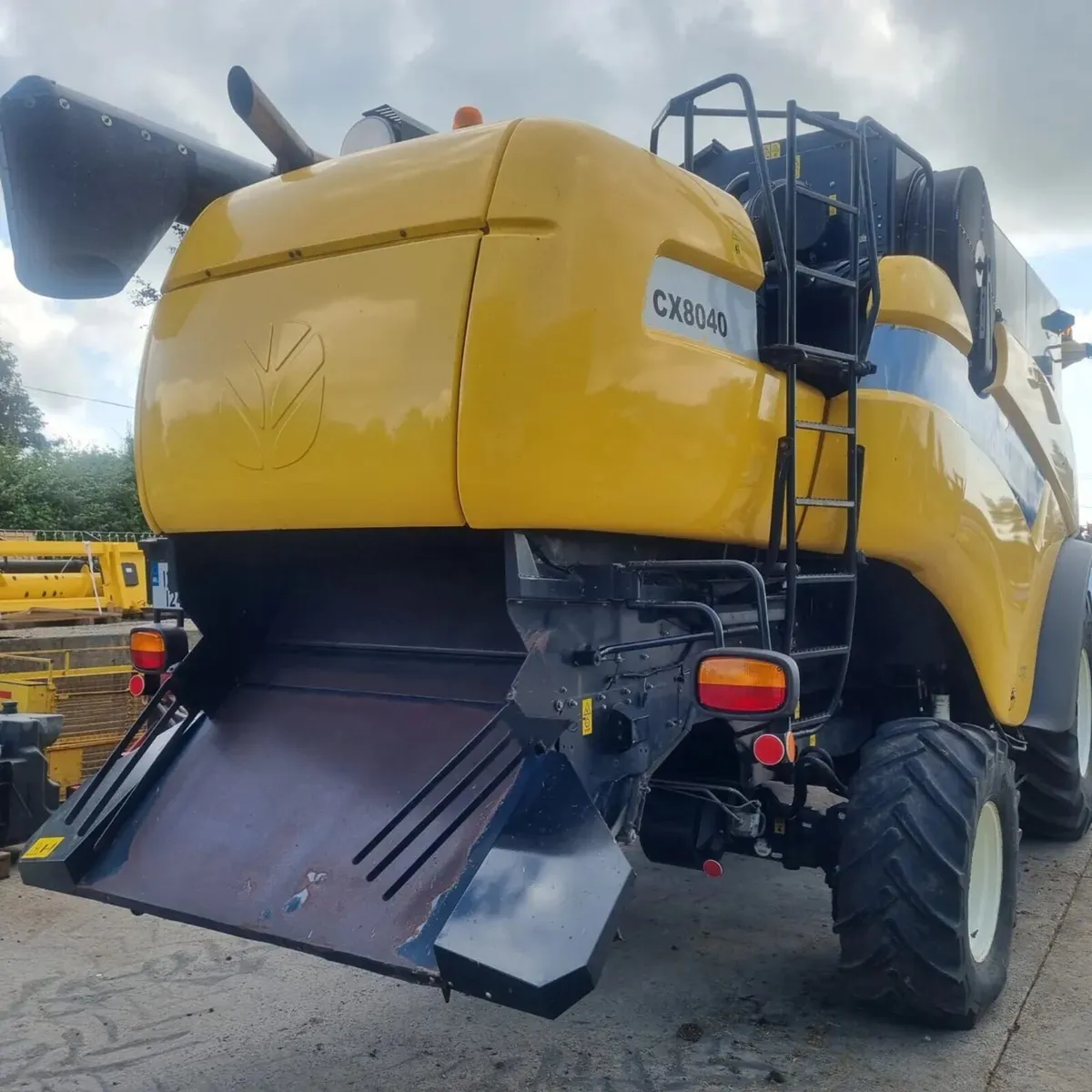 NEW HOLLAND CX8040 - Image 3