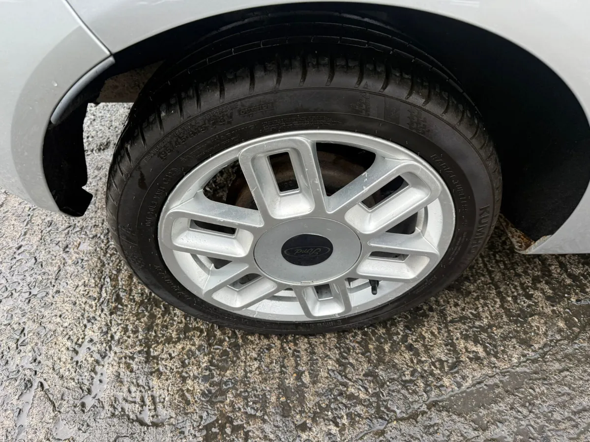 Ford Fiesta 2013 - Image 4