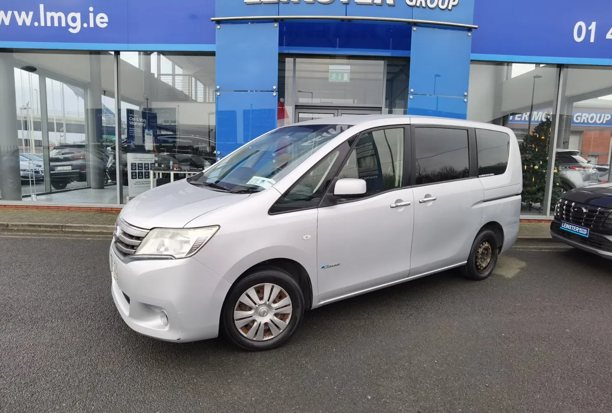 NISSAN SERENA  AUTOMATIC *8 SEATER* PETROL HYBRID - Image 1