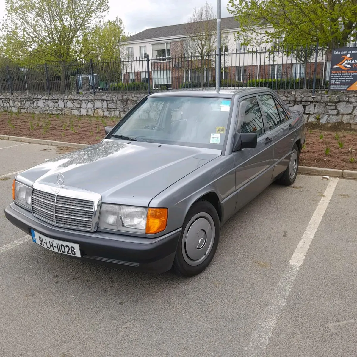 Mercedes 190e - Image 1