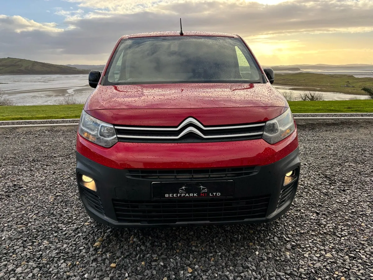 212 Citroen Berlingo 1.5 Enterprise (100bhp) - Image 2