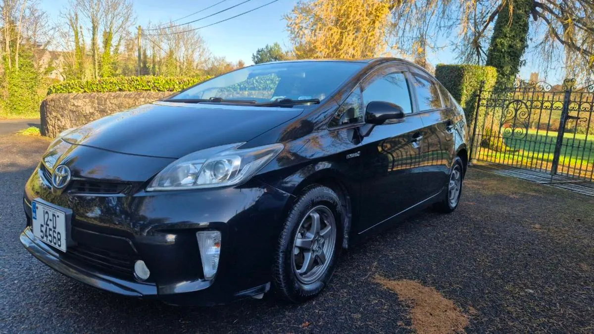 Toyota prius - Image 1