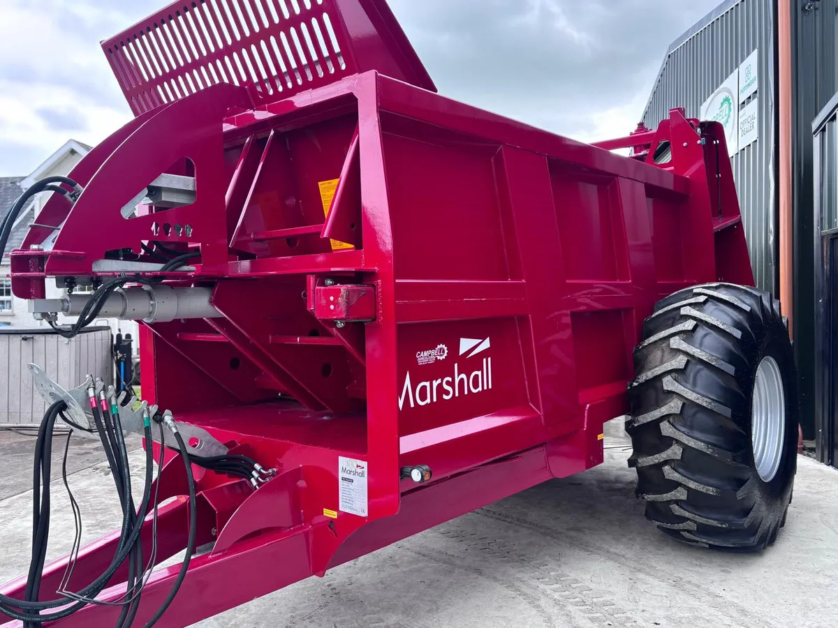 Marshall Rear Discharge Muck Spreaders - Image 3