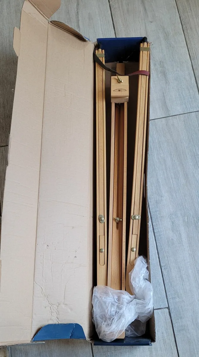 ARTISTS EASEL - Image 2