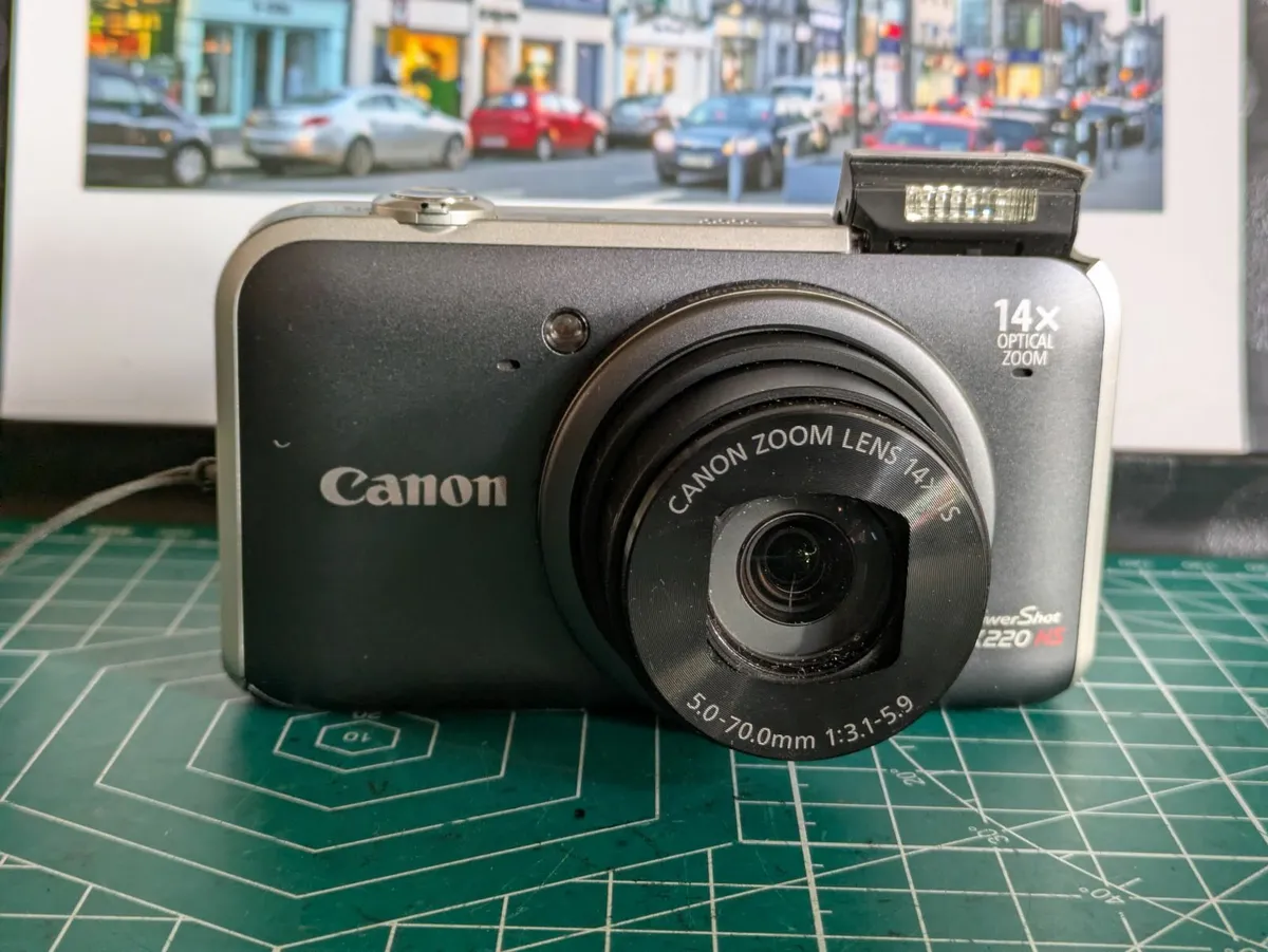 Canon PowerShot SX220HS - 12MP digital compact 📸 - Image 3