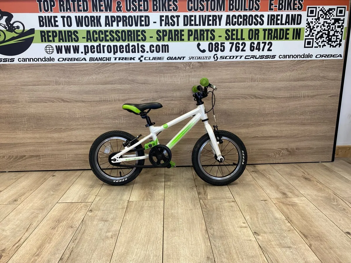 Carrera cosmos (like new) - Image 1