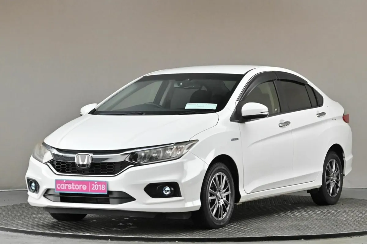 Honda Grace *JAN 2026 PRICING NOW* 1.5 HYBRID 4DR - Image 3